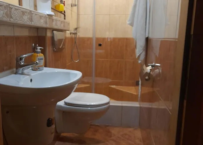 Dworek Mysliwski Vila Laskowka (Lower Silesia)